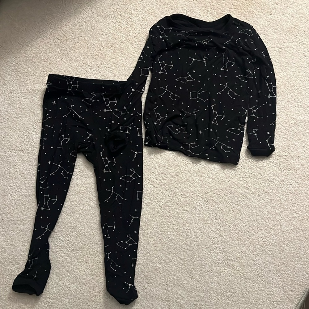 Kyte Baby Size 2T Jammies - Midnight Constellation